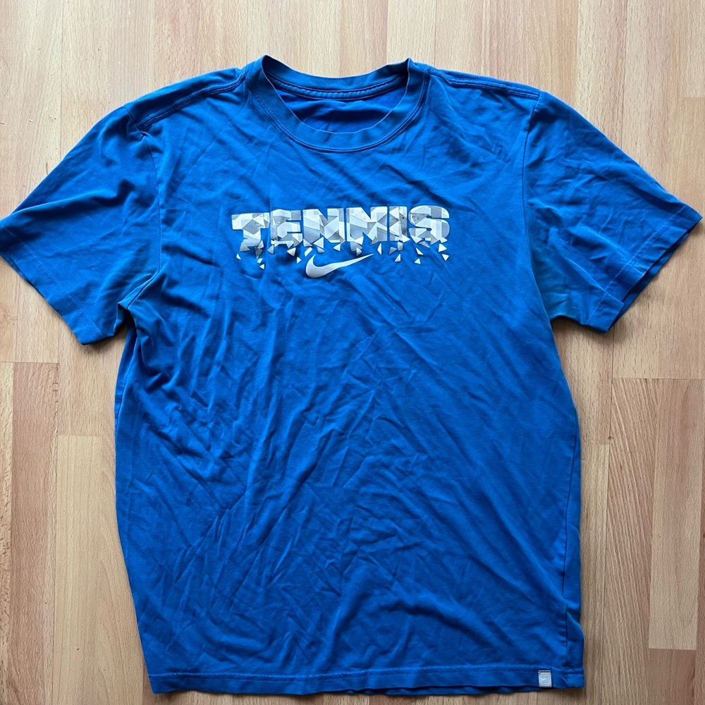 Nike tennis shirt